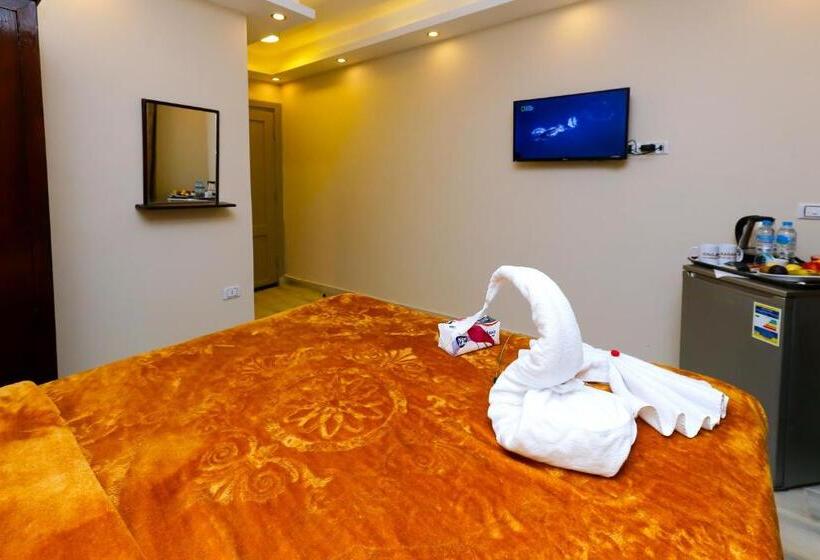 هتل Venus Guest House