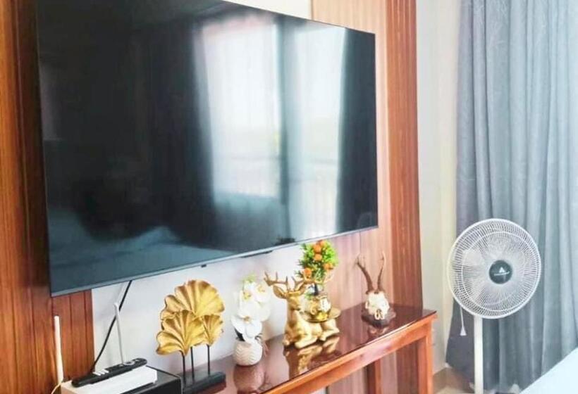 Iloilo Travelers Crib The King Bed