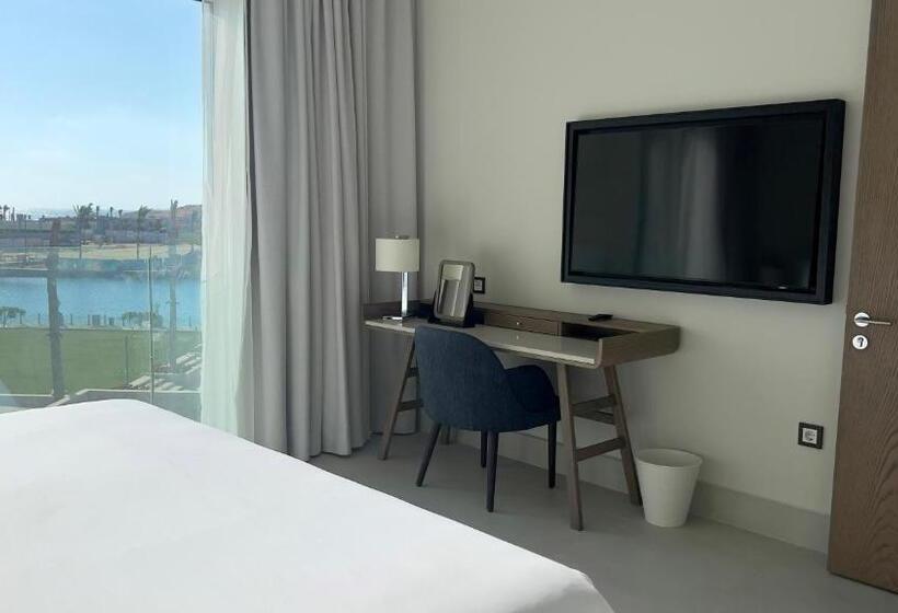 Marassi, Luxury Suite In Address Beach Resort! Service Apartment