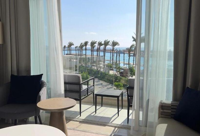 Marassi, Luxury Suite In Address Beach Resort! Service Apartment