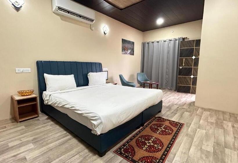 Nature S Sprout Kulamama Resort Pench