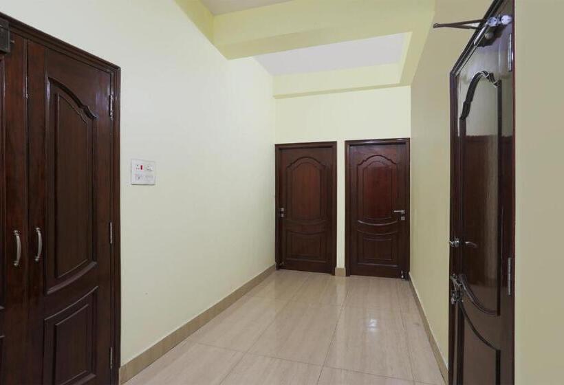 Super Hotel O R B Palace