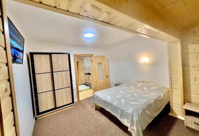 펜션 хатинка