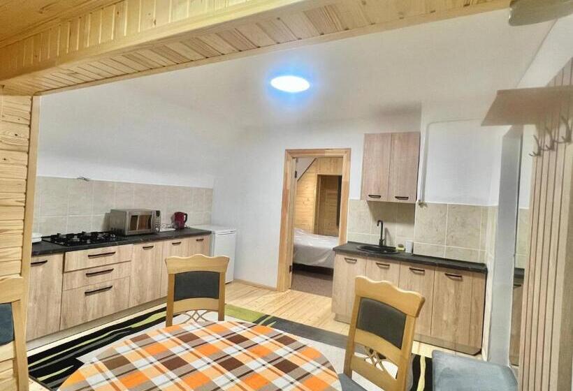 펜션 хатинка