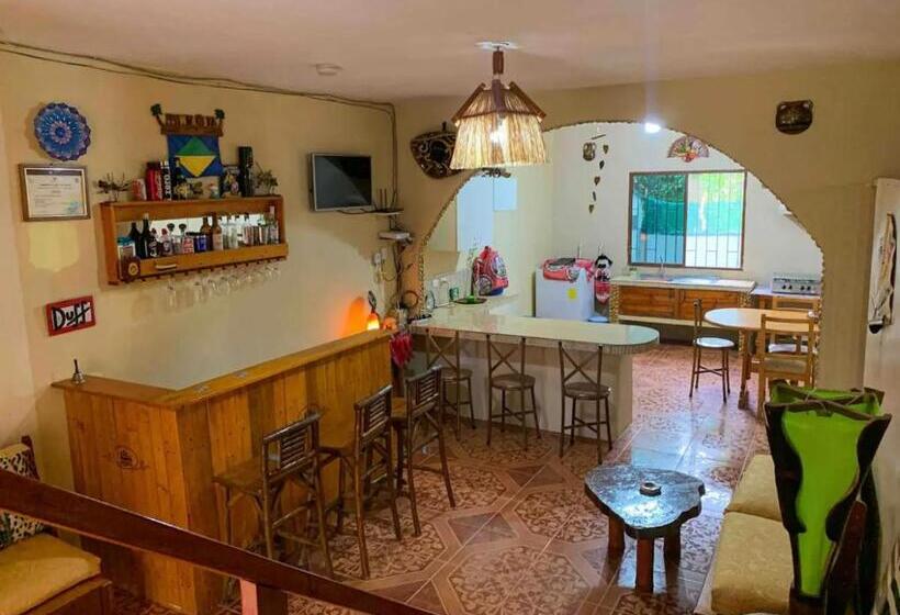 پانسیون Alan Hostal Tigrillo