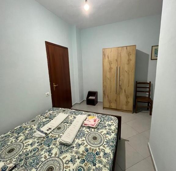 פנסיון Apartaments Martini   Borsh