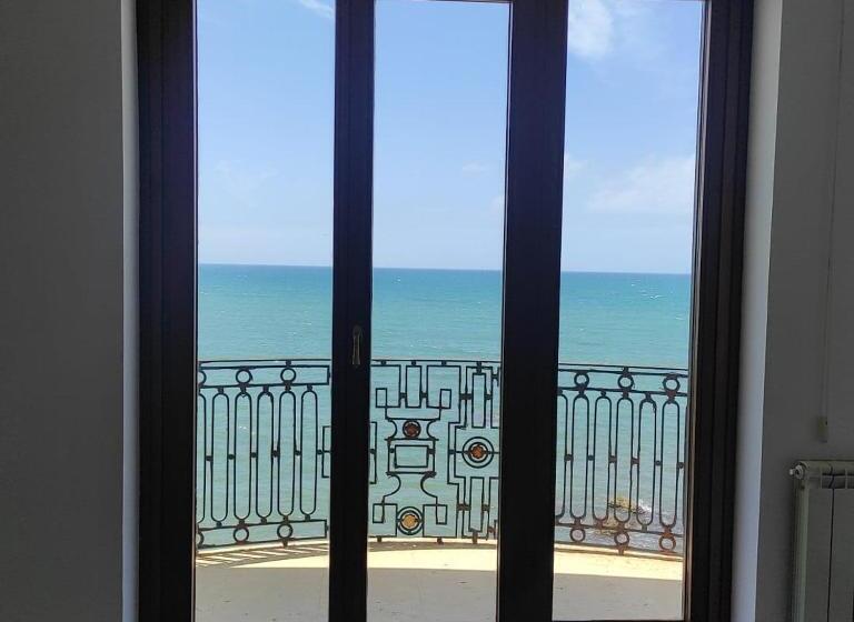 Pensionat B&b L San Vito Family