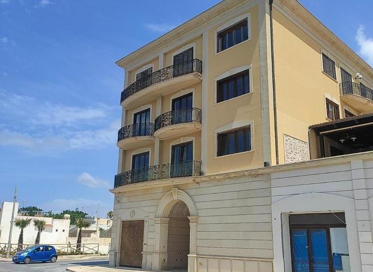 Pensionat B&b L San Vito Family