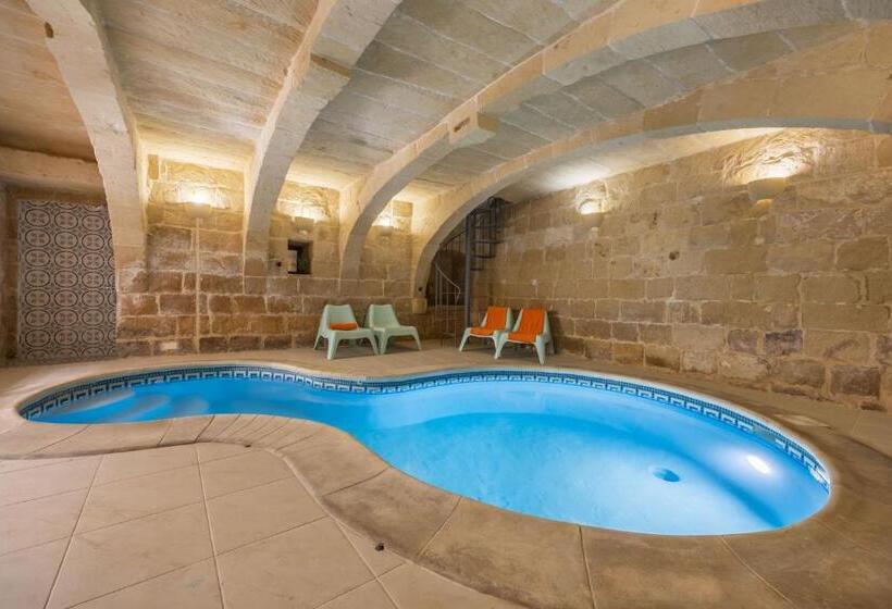 پانسیون Coastal Harmony 4 At Tan Neputi