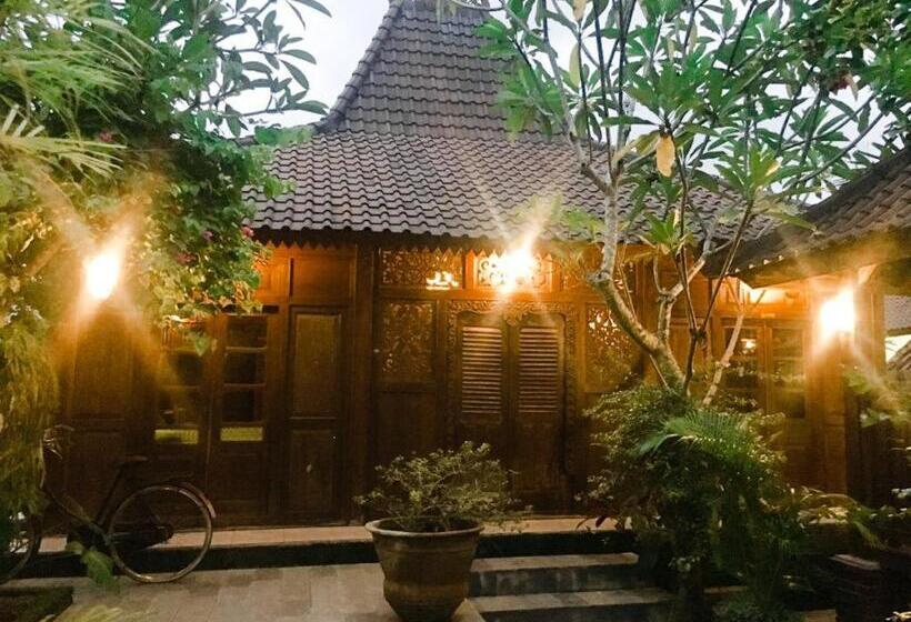 بنسيون Din House Negara Classic Homestay