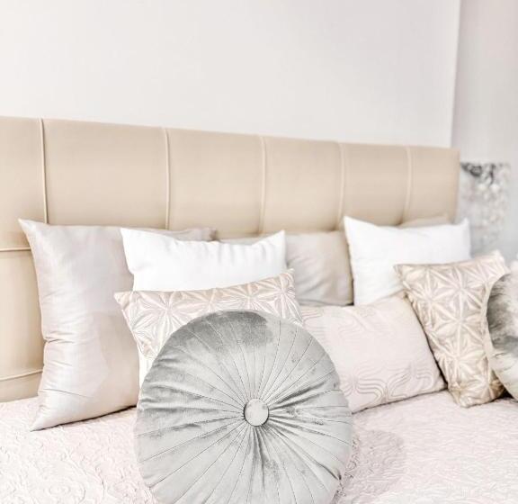 פנסיון Domus Parthenope