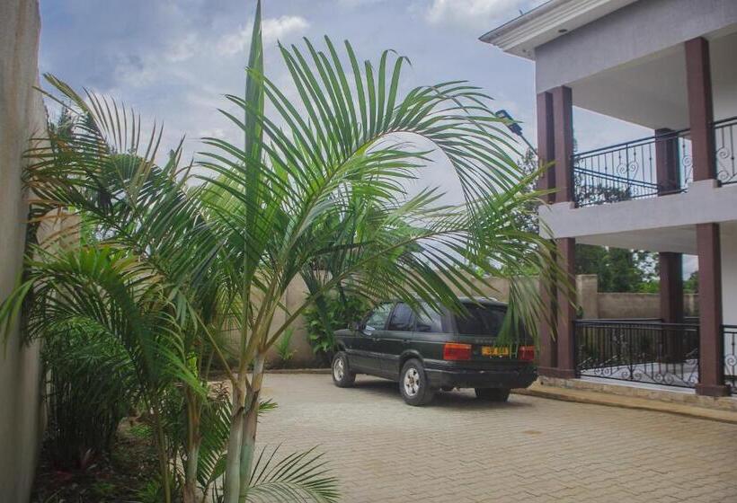 پانسیون Fortpearls Homestay