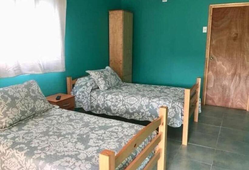 بنسيون Hostal Vaihonu