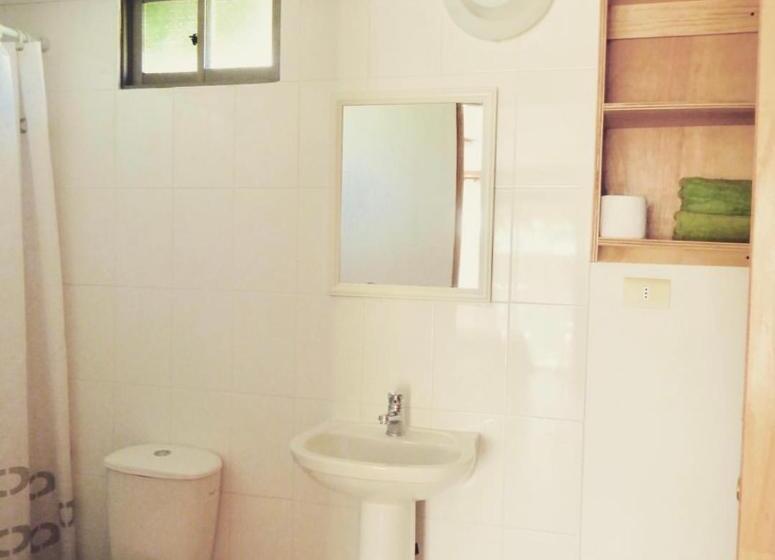 بنسيون Hostal Vaihonu