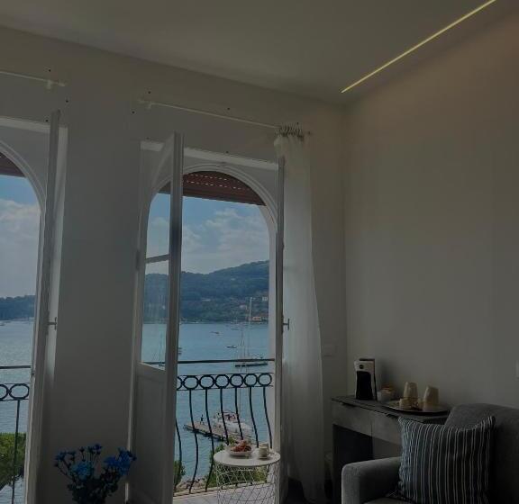 پانسیون Le Finestre Veneris