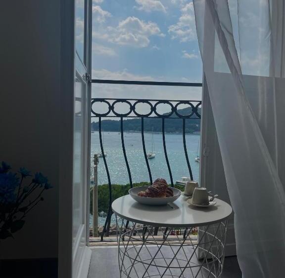 پانسیون Le Finestre Veneris