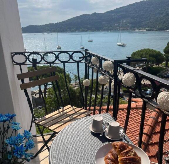 پانسیون Le Finestre Veneris