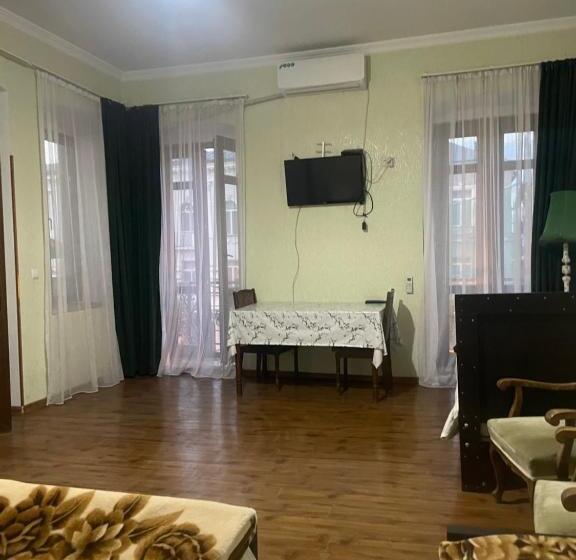 پانسیون Mimino13