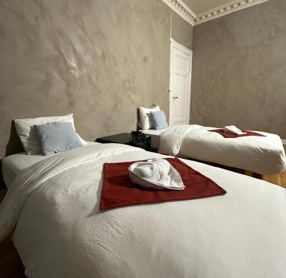 پانسیون Paradise Suites