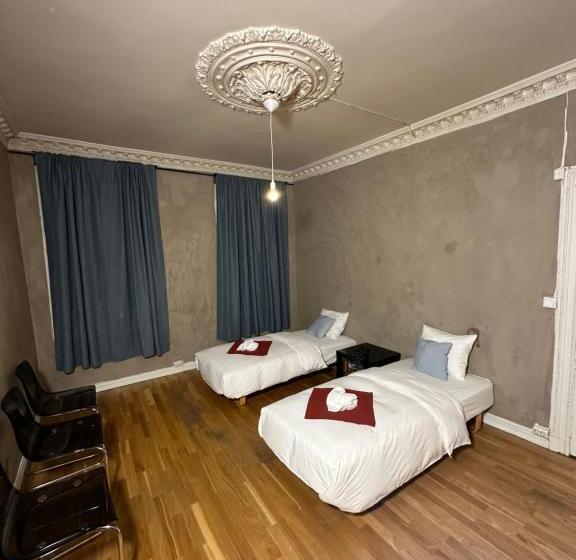 پانسیون Paradise Suites