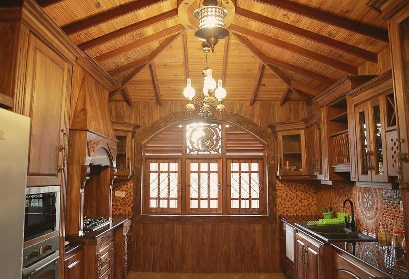 펜션 Preethi Village Rooms