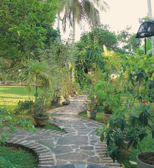 펜션 Preethi Village Rooms