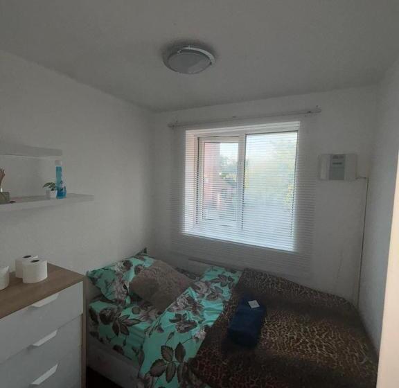 ペンション Sariyu Space Barking