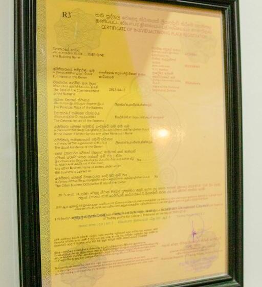 ペンション The One Hikkaduwa