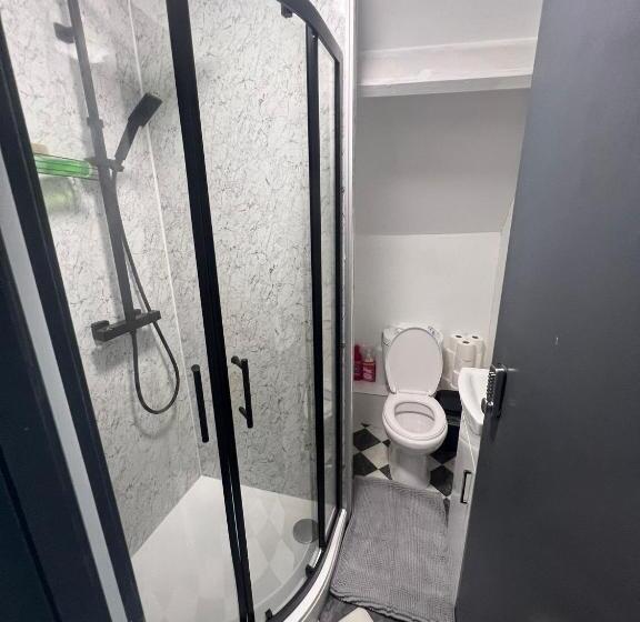 Пансион Town Centre Private Room 3