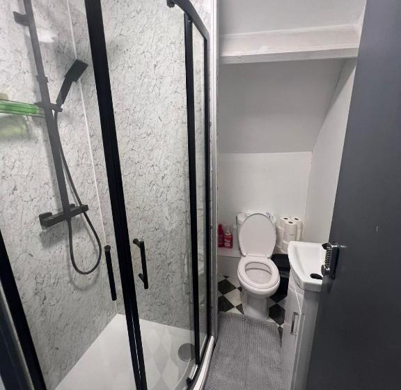 Пансион Town Centre Private Room 3