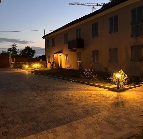 ペンション Vin Dell Olmo