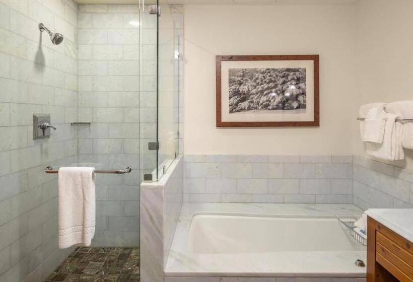 استراحتگاه 345 Studio National 3rd Floor Pool & Mountain Views