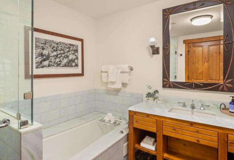 استراحتگاه 345 Studio National 3rd Floor Pool & Mountain Views