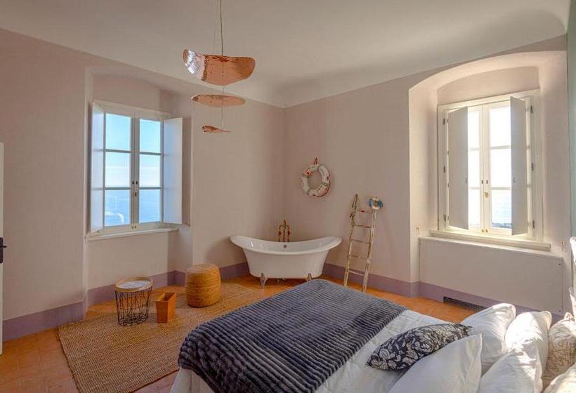 אתר נופש Faro Capel Rosso