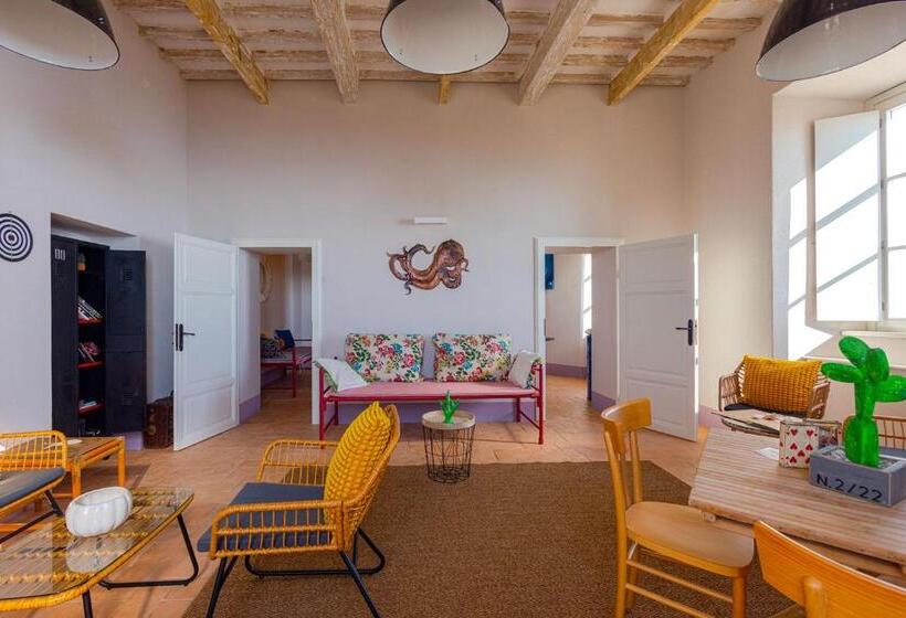 אתר נופש Faro Capel Rosso