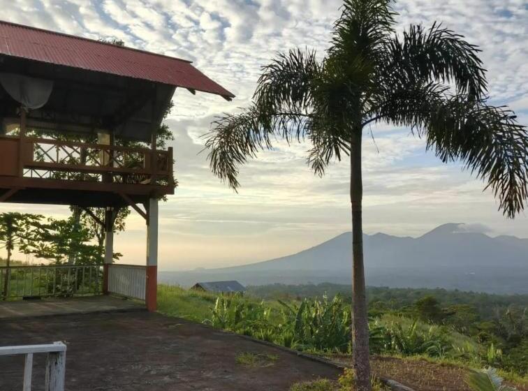 リゾートホテル Hollywood Hill Lengkoan