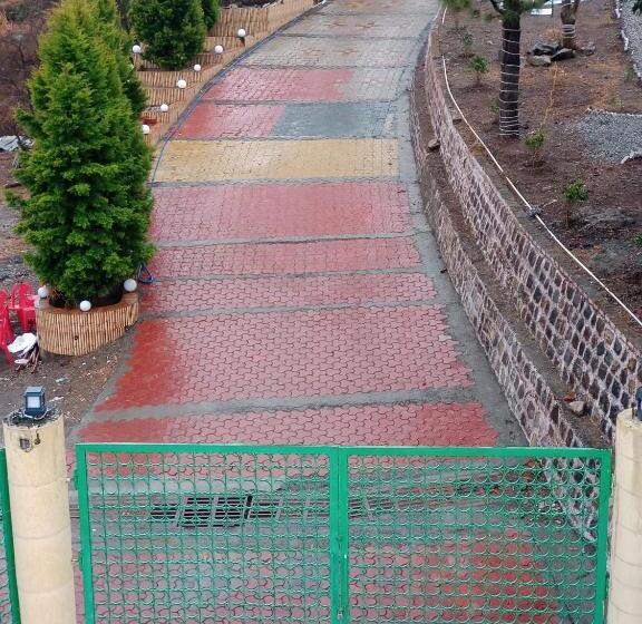 منتجع Parvat Villas