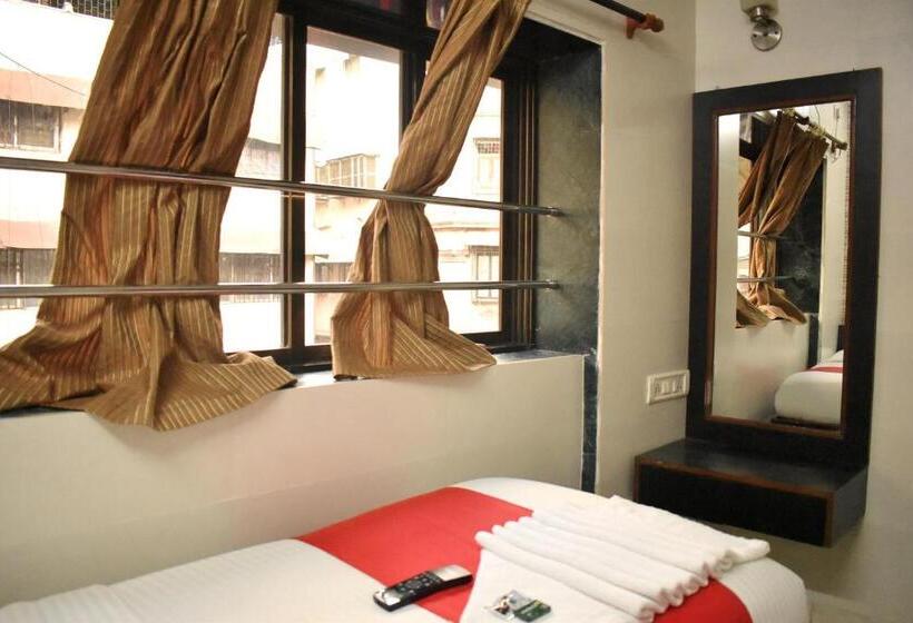 Smooth Checkin By Hotel Kamal