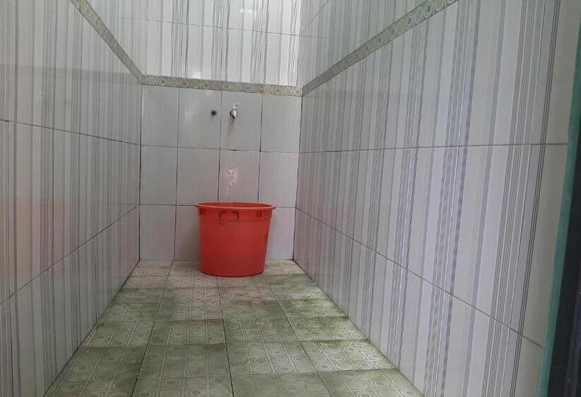 Spot On 94129 Hotel Agung Banjarnegara