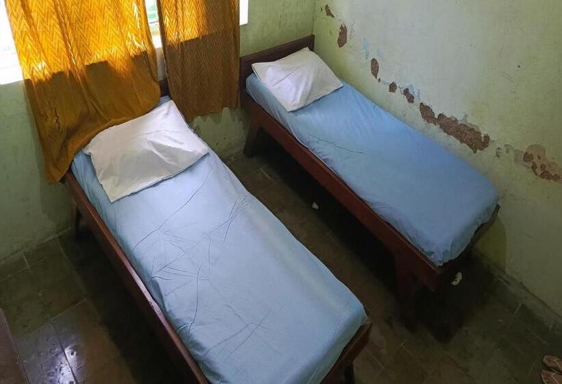 Spot On 94129 Hotel Agung Banjarnegara