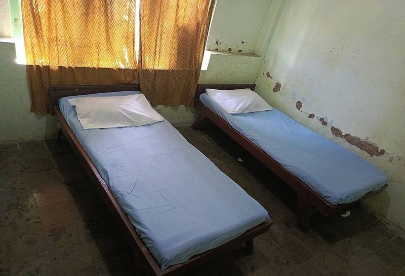 Spot On 94129 Hotel Agung Banjarnegara