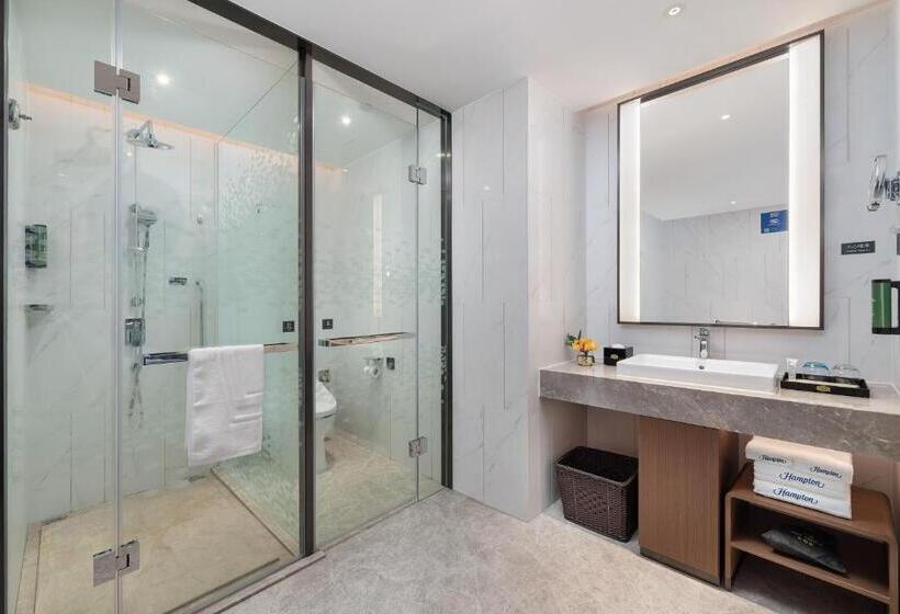 佛山三龙湾希尔顿欢朋酒店