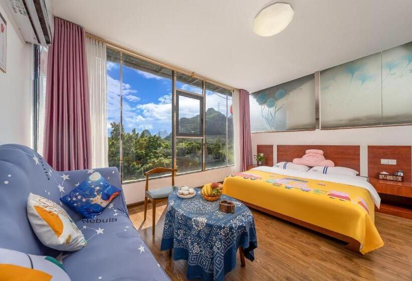 Guilin Peach Blossom Bay