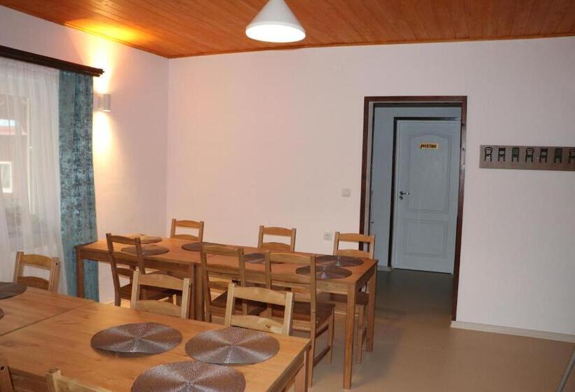 호스텔 Casa Camelia