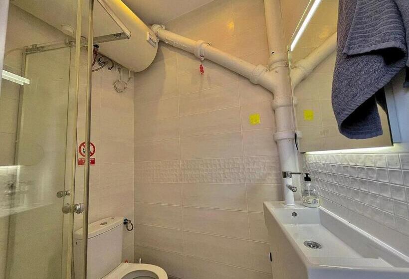 هاستل Private Rooms Near Parallel Av