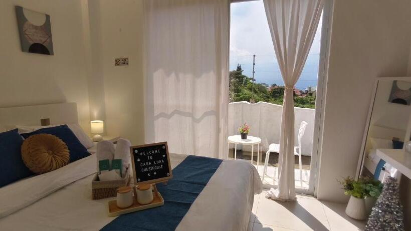 تختخواب و صبحانه Casa Luna Guesthouse Tagaytay
