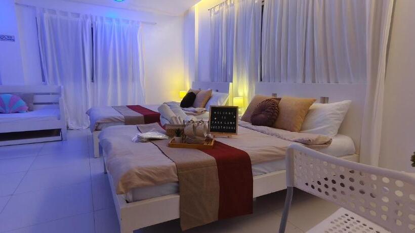 تختخواب و صبحانه Casa Luna Guesthouse Tagaytay