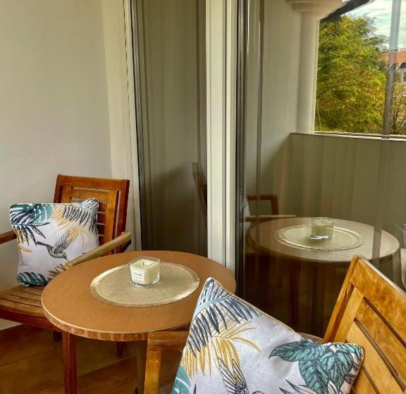 住宿加早餐  Julianna Vendégház