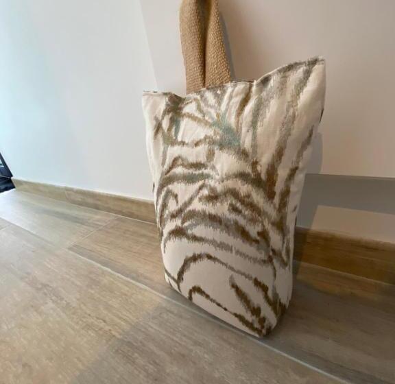 住宿加早餐  Le 5 Bis