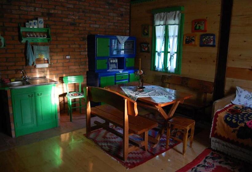 تختخواب و صبحانه Terzica Avlija